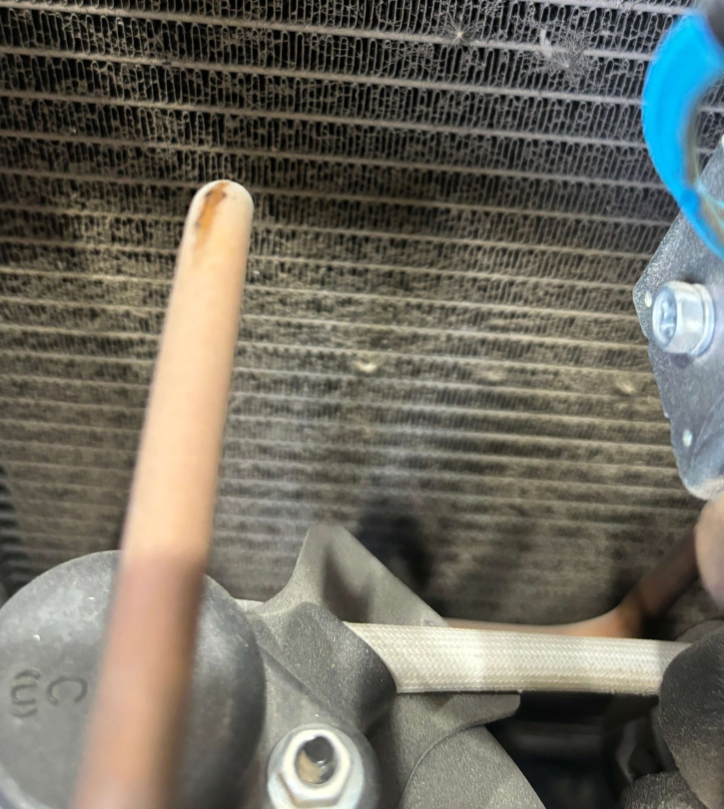 Full Chiller Service & Internal Dust Cleaning (Onsite)