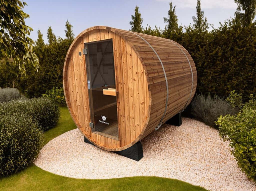 Bring the luxury of traditional sauna therapy to your outdoor space with our beautifully crafted 4-Person Barrel Sauna.