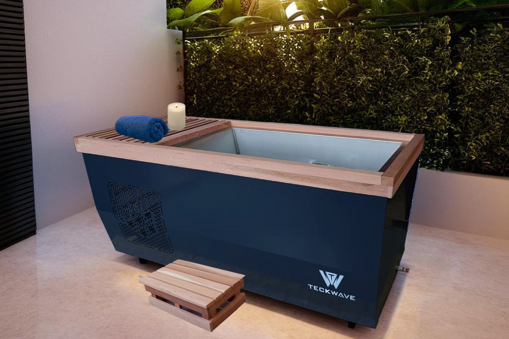 Signature Ice Bath & Cold Plunge with Chiller & Filtration (Blue)