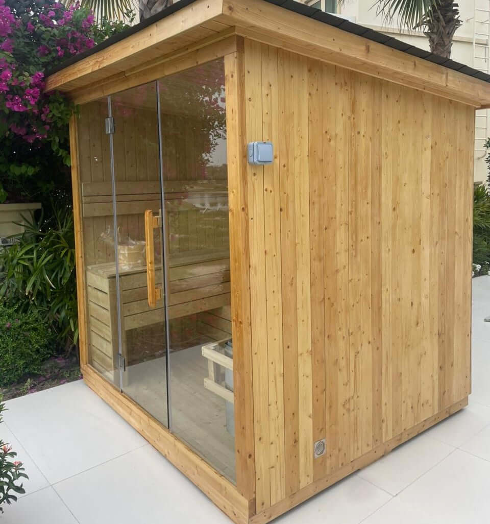 TECKWAVE ThermoElite Vista Sauna side view in a garden